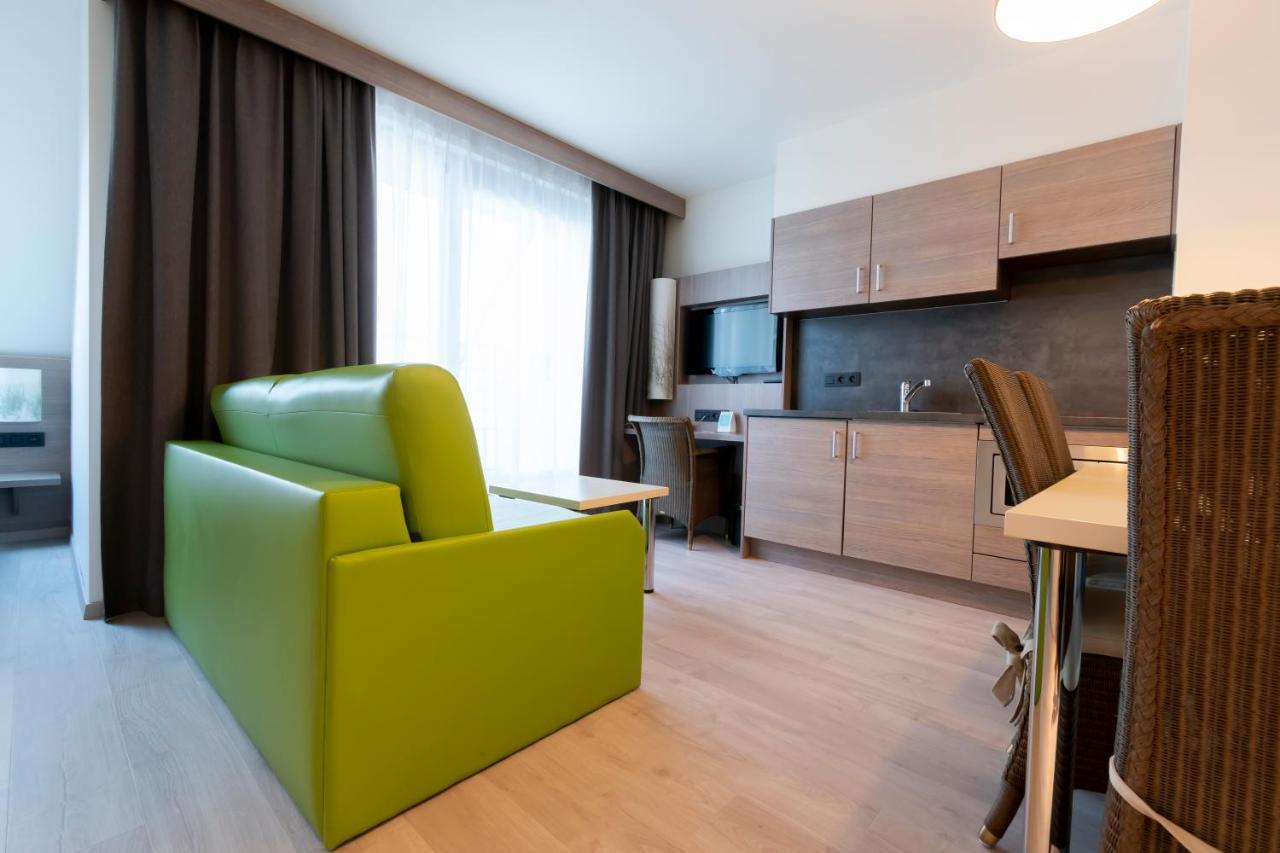 Отель Ibis Styles Zeebrugge Braambeierhoek Экстерьер фото
